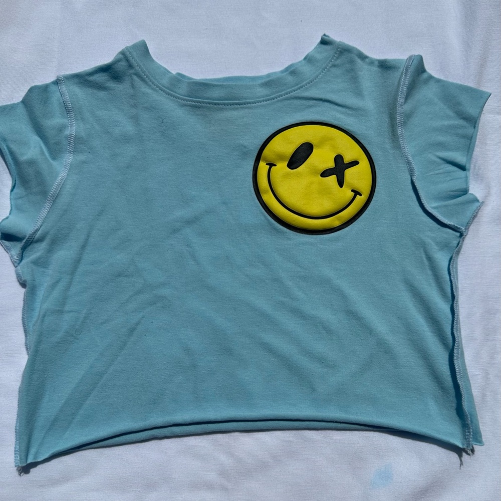 Short Sleeve Tee Love Junkie Girls Youth Size Small Excellent Condition